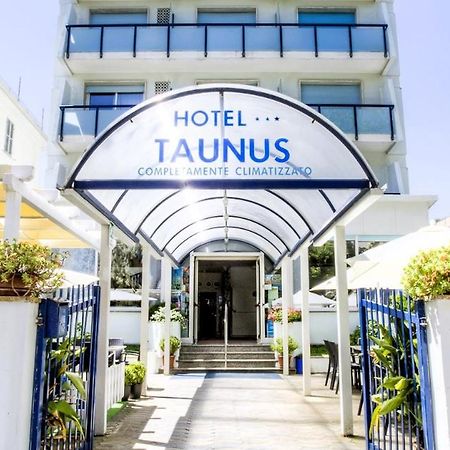 Hotel Taunus - Vista Mare Riccione Extérieur photo