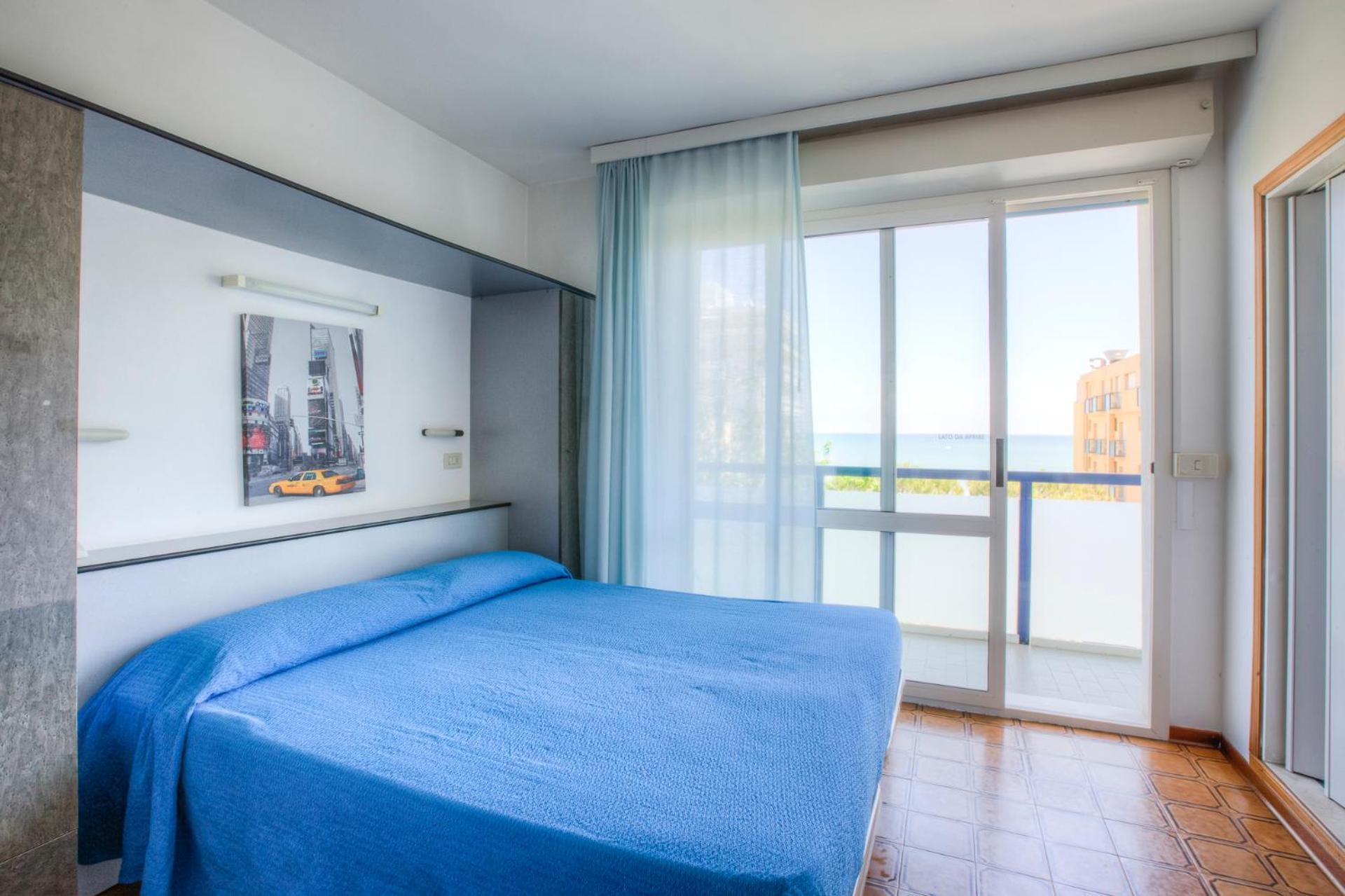 Hotel Taunus - Vista Mare Riccione Extérieur photo